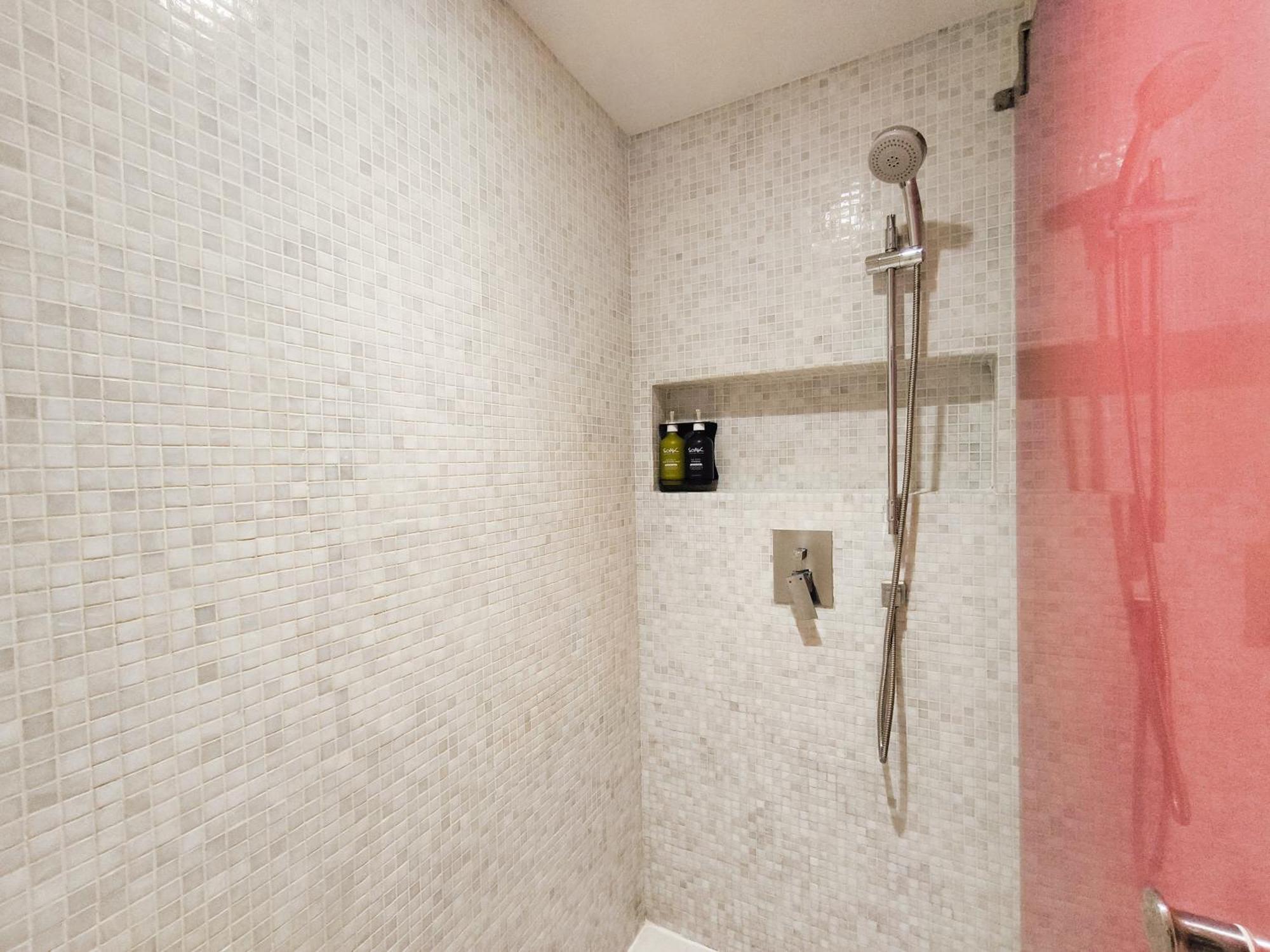 Hotel Citrus Sukhumvit 13 Nana Bangkok By Compass Hospitality - Newly Renovated Zewnętrze zdjęcie