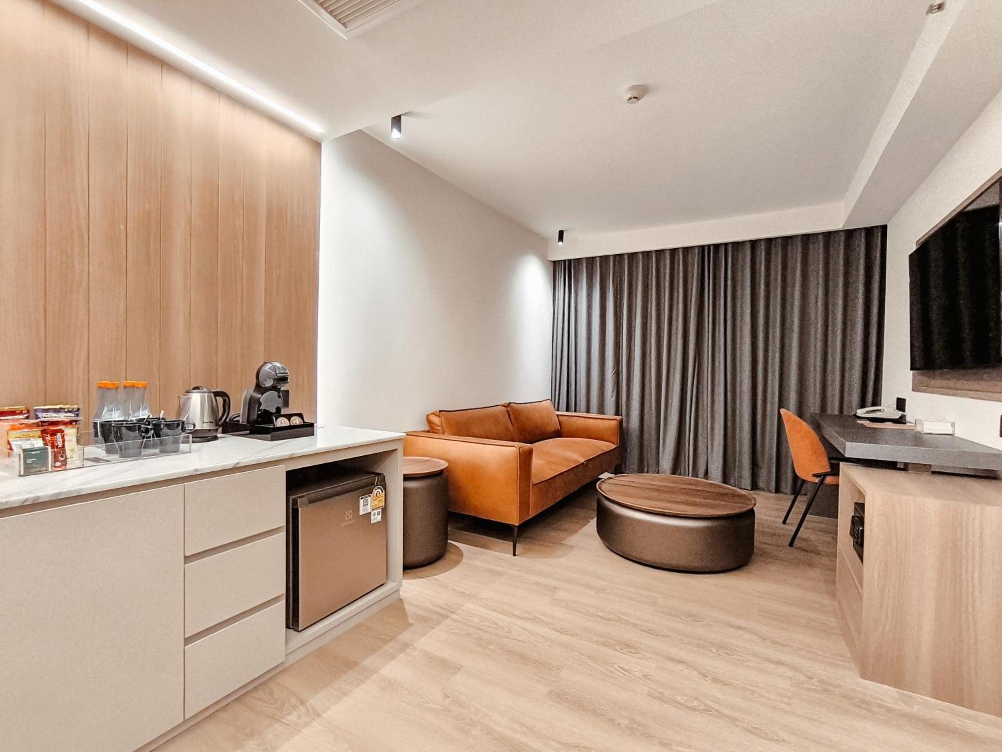 Hotel Citrus Sukhumvit 13 Nana Bangkok By Compass Hospitality - Newly Renovated Zewnętrze zdjęcie